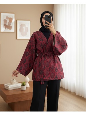 Modamorfo Dijital Baskılı Beli Kemerli Kapitone Kimono -Kırmızı