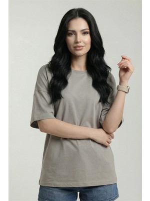 Veleno Kadın Bej Oversize Bisiklet Yaka Relaxed Rahat Kalıp T-Shirt