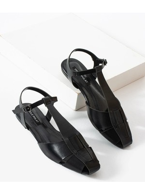 Dicle Polat Kadın Siyah Sandalet Düz Taban Kapalı Burun Bilekten Bağlamalı Günlük Ayakkabı Livena