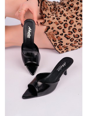 Akgün Terlik Kadın Siyah Topuklu Terlik