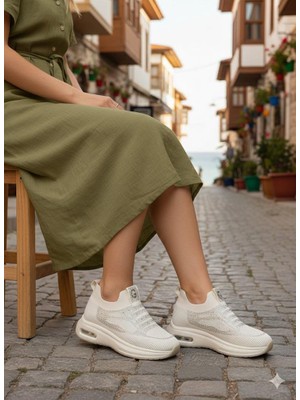 Guja 26Y302-1 Rahat Air Taban Taşlı Tekstil Bağcıksız Spor Sneaker Kadın Ayakkabı