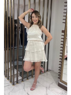 By Saygı Kadın Halter Yaka Astarlı Kat Kat Fırfırlı Kısa Saten Elbise