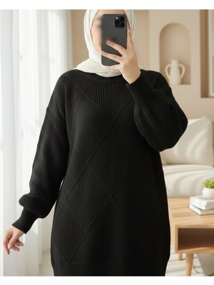 Modamorfo Yuvarlak Yaka Baklava Desen Yırtmaçlı Triko Kazak -Siyah