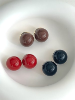 QA Quella Accessories Özel Seri Bombe Top Kahve & Siyah & Kırmızı Gold Küpeler - Siyah