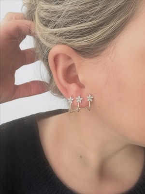 QA Quella Accessories Özel Seri Üçlü Görünüm Çiçek Zirkon Gold Küpe