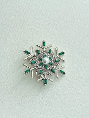 QA Quella Accessories Zirkon Zümrüt Yeşili Kar Tanesi Gümüş Broş