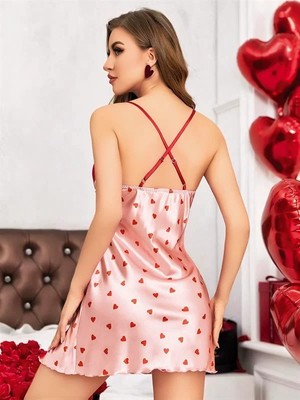 Hayat Store Arias Closet Özel Tasarım Kalp Desenli Ince Askılı Dantel Işlemeli Yırtmaçlı Mini Saten Gecelik