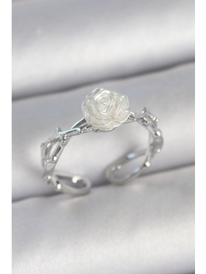 Emh Store Pirinç Gümüş Renk Beyaz Gül Model Ayarlanabilir Kadın Yüzük - TJ-BYK3730