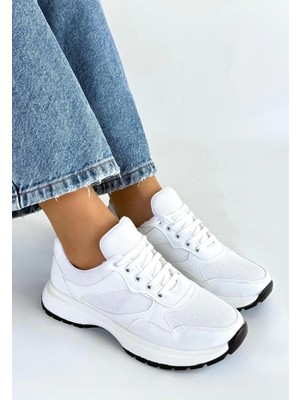 Afrodit AVM Slar Beyaz Cilt Bağcıklı Spor Ayakkabı