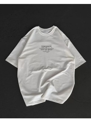 Pilelistore- Unisex Bisiklet Yaka Baskılı Oversize T-Shirt - Beyaz