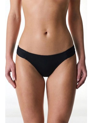 Penti Siyah Hipkini Bikini Altı