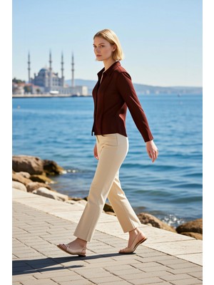 Benerly Kadın Büyük Beden Bluz Gömlek Yaka Uzun Kol Örme Köpük Dokuma Regular Kalıp Düz Desen Düğmeli