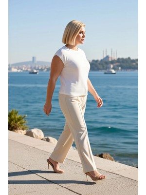 Benerly Kadın Büyük Beden Bluz Basic Bisiklet Yaka Kısa Kol Fitted Kalıp Ribana Örme Düz Esnek