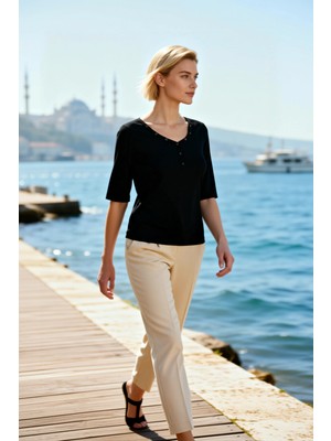 Benerly Kadın Büyük Beden Bluz V Yaka Standart Kısa Kol Ribana Dokulu Örme Çıtçıt Detaylı Şık