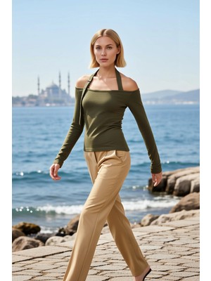 Benerly Kadın Bluz Carmen Yaka Boyundan Kemer Detaylı Düşük Omuz Uzun Kol Fitted Örme Ribana