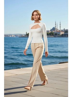 Benerly Kadın Bluz Cut Out Detaylı Vücuda Oturan Uzun Kol Yumuşak Tuşeli Esnek Örme Ribana Büzgü Şık