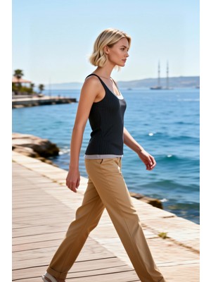 Benerly Kadın Bluz Havuz Yaka Ince Askılı Triko Renk Bloklu Ribanalı Regular Kalıp Fonksiyonel Şık