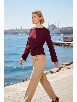 Benerly Kadın Bluz Kayık Yaka Uzun Kol Düşük Omuz Çizgili Örme Bağlama Detaylı Fitted Kalıp Modern