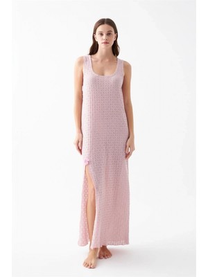 MiraLive Miray- Kadın Pembe Dantel Dokulu Yırtmaçlı Uzun Gecelik – Zarif ve Rahat Uyku Geceliği