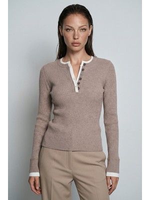 Madmext Vizon Düğmeli Yaka Uzun Kollu Fitilli Slim Fit Kadın Body MG2729