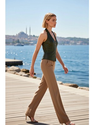 Benerly Kadın Bluz V Yaka Kolsuz Fermuar Detaylı Fitted Kalıp Regular Boy Düz Desen Kış Sezonu