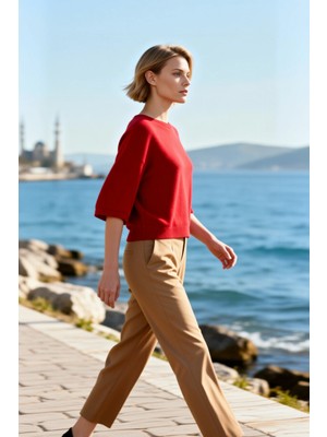 Benerly Kadın Bluz Triko Bisiklet Yaka Düşük Kol Truvakar Regular Kalıp Düz Desen Orta Kalınlık Tek Plaka