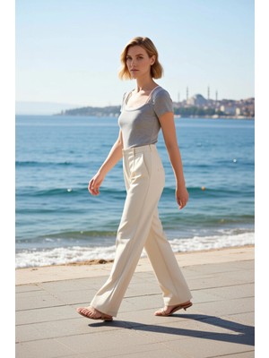 Benerly Kadın Bluz Kare Yaka Kısa Kol Fitted Kalıp Renk Bloklu Esnek Kaşkorse Örme Dantel Garni Detaylı