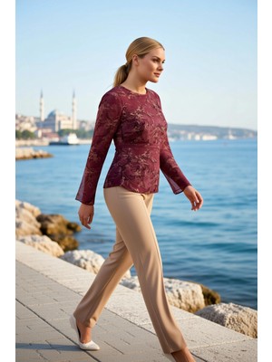 Benerly Kadın Büyük Beden Bluz Kayık Yaka Uzun Kol Örme Tül Kumaş Vücuda Oturan Asimetrik Kesim Şal Desenli