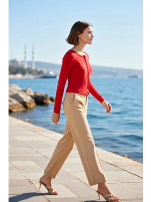 Benerly Kadın Bluz Bisiklet Yaka Uzun Kol Fitted Kalıp Örme Kumaş Çıtçıt Detaylı Crop Kesim Düz Desenli