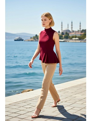 Benerly Kadın Bluz Dik Yaka Kolsuz Asimetrik Godeli Dokuma Regular Kesim Düz Desenli Modern Tasarım
