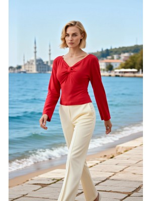 Benerly Kadın Bluz V Yaka Uzun Kol Vücuda Oturan Fitted Kesim Büzgülü Drapeli Örme Ribana Kumaş Dokulu