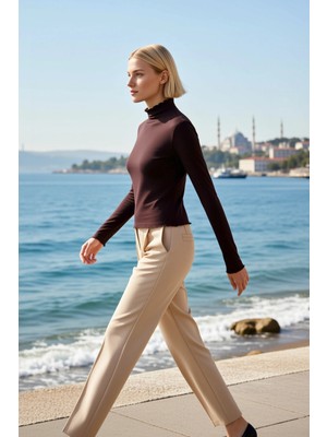 Benerly Kadın Bluz Dik Yaka Uzun Kol Örme Kumaş Fitted Kalıp Normal Boy Transparan Düz Desen Karyoka Dikişli