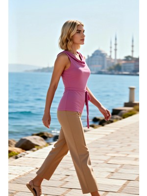 Benerly Kadın Bluz Degaje Yaka Kolsuz Fitted Örme Kumaş Düz Desen Bağlama Detaylı Regular Boy Spor