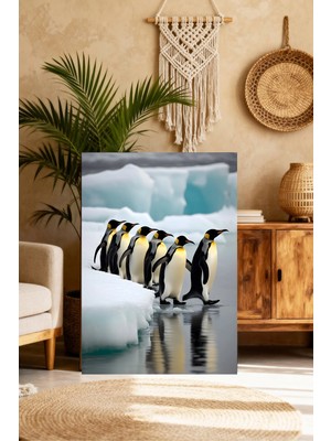 Mushen Studio Penguen Ailesi Karlı Manzara Tablo - Antarktika Penguenleri Grup Portresi Duvar Sanatı