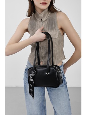 Shule Bags Beau Fular Detaylı Baget Çanta Siyah