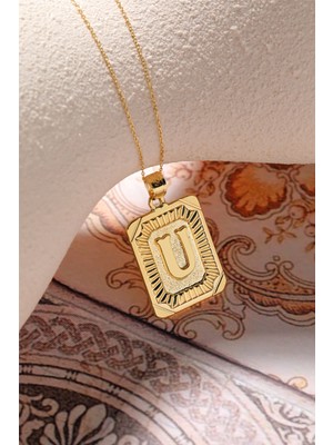 Moom Mücevherat Kadın 14 Ayar Altın Kare Harf Kolye U Harfi Altın Kolye Zincirli Harf Kolye