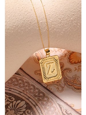 Moom Mücevherat Kadın 14 Ayar Altın Kare Harf Kolye Z Harfi Altın Kolye Zincirli Harf Kolye
