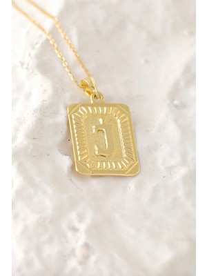 Moom Mücevherat Kadın 14 Ayar Altın Kare Harf Kolye J Harfi Altın Kolye Zincirli Harf Kolye