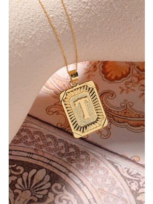 Moom Mücevherat Kadın 14 Ayar Altın Kare Harf Kolye T Harfi Altın Kolye Zincirli Harf Kolye