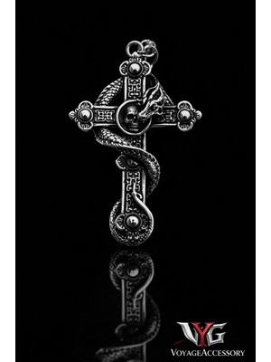 Vikings Paslanmaz Çelik Gotik Tarz Ejderha Detaylı Kurukafa Haç Kolye