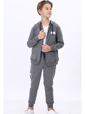 Toontoy Erkek Çocuk 2'li Takım Baskılı Arma Detaylı Kapüşonlu Fermuarlı Cepli Sweatshirt & Beli Paçası Lastikli Cepli Jogger Eşofman Altı - 2 Iplik