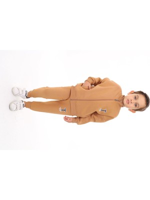 Toontoy Erkek Çocuk 2'li Takım Baskılı Dik Yaka Fermuarlı Sweatshirt & Beli Paçası Lastikli Cepli Jogger Eşofman Altı - 3 Iplik Şardonlu