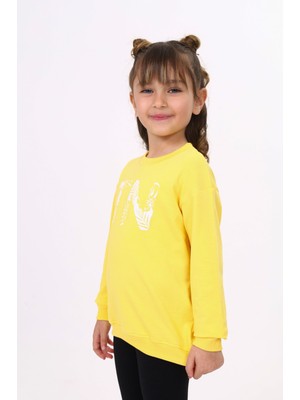 Toontoy Kız Çocuk Relax Fit Bisiklet Yaka Hafif Düşük Omuz Baskılı Sweatshirt - 2 Iplik