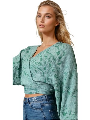 Neptune Marbling Doğanın Döngüsü Crop Bluz