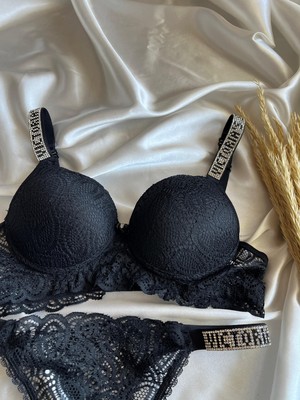 Nivene BOŞ DESTEKSİZ DANTELLİ LASTİĞİ TAŞLI BALENLİ SİYAH STRING İÇ ÇAMAŞIR TAKIMI