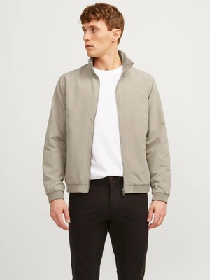 Jack & Jones Dik Yaka Bomber Ceket Krem Rengi  Erkekler İçin Modern Tasarım