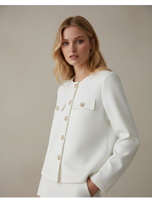 Marles Kadın Kırık Beyaz Scuba Kumaş Metal Gold Düğmeli Cep Kapak Detaylı Bel Boy Bisiklet Yaka Ceket