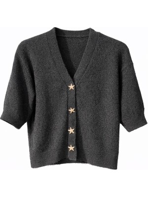 CGA Kısa Kollu Önü Yıldız Düğmeli Yumoş Triko Hırka