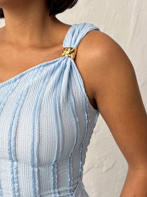 Tek Omuz Dore Aksesuarlı Püskül Dokulu Mini Elbise