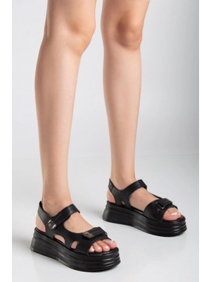 Erbilden Saide Siyah Cilt Cırt Cırtlı Sandalet